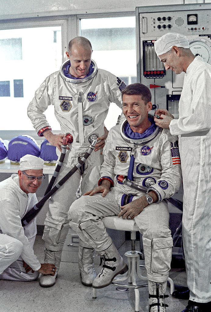 Crew of Gemini VI